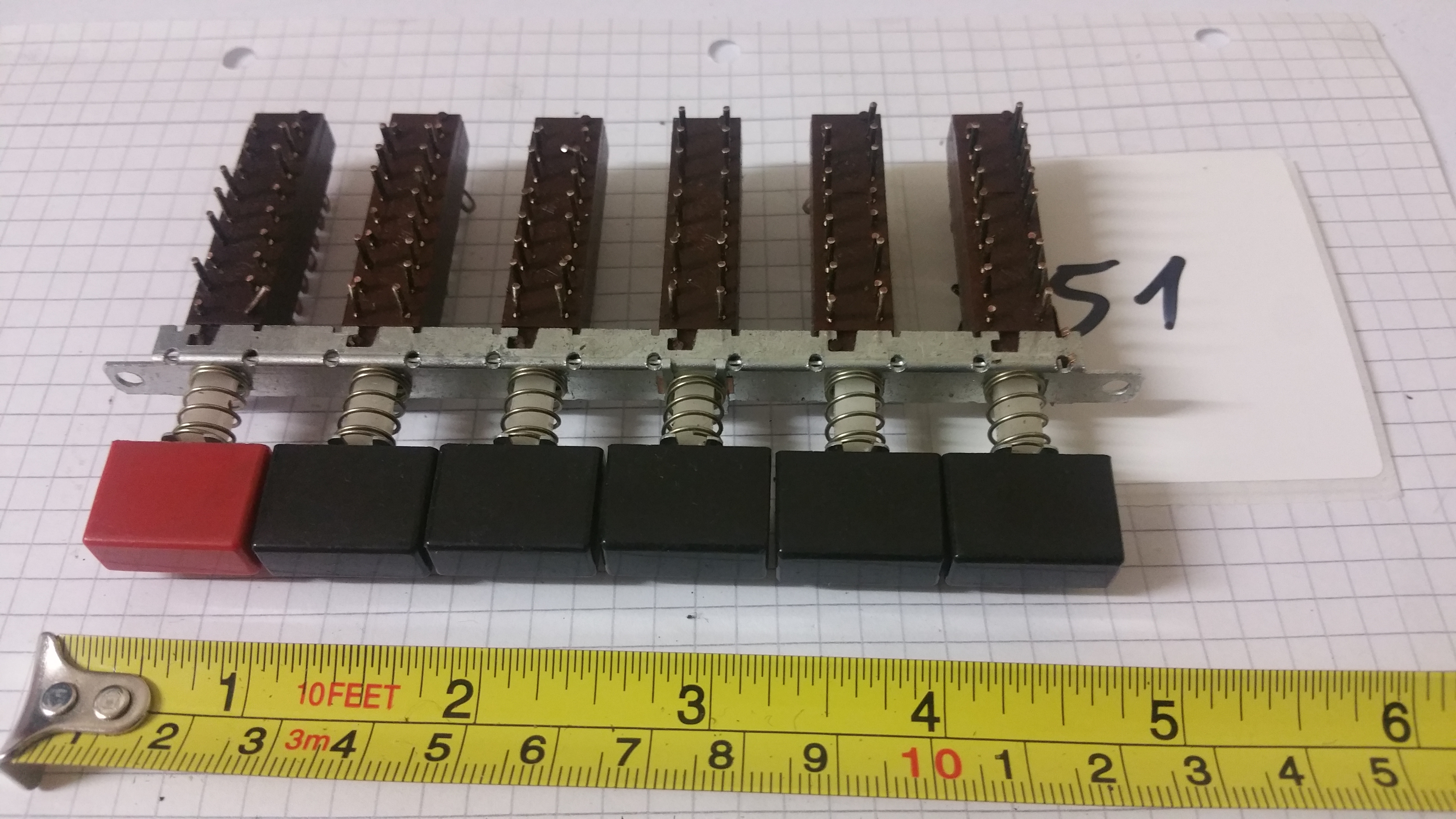 6 sections switches module 5 x dependent 1 x independent on-off ISOSTAT - Picture 1 of 3